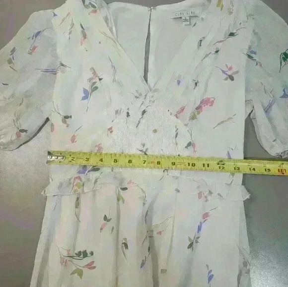 City Vibe Short Sleeve Dress Size 5 Abstract Print - Picture 3 of 16